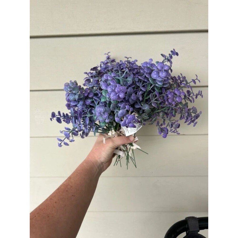 8 Stems of Faux Lavender